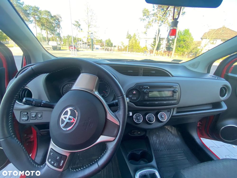 Toyota Yaris 1.0 Active - 17