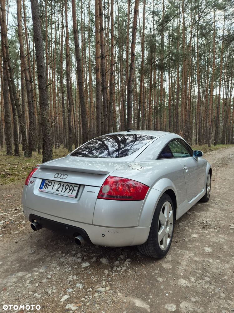Audi TT Coupé 1.8T Quattro - 5