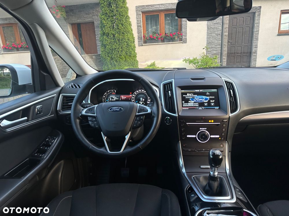 Ford S-Max 2.0 TDCi 4WD Titanium - 26