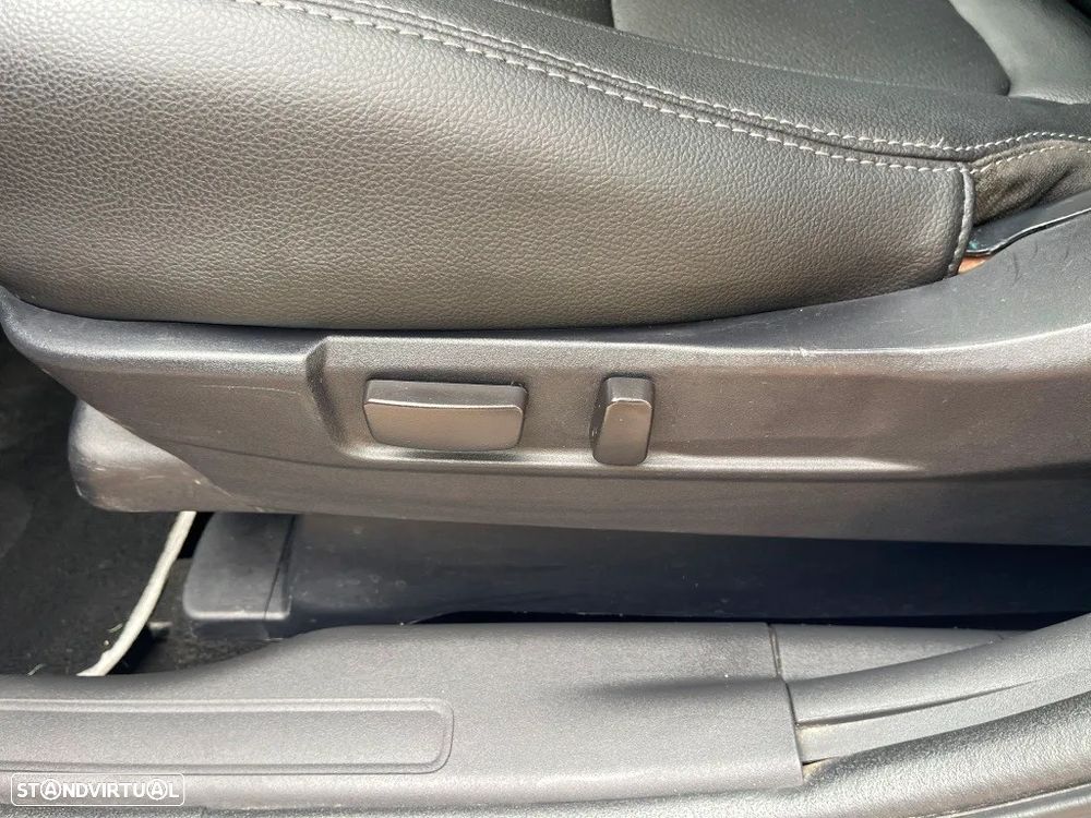 Mitsubishi Outlander 2.2 DI-D Instyle - 28