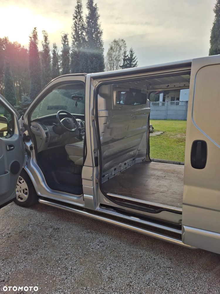 Opel Vivaro - 9