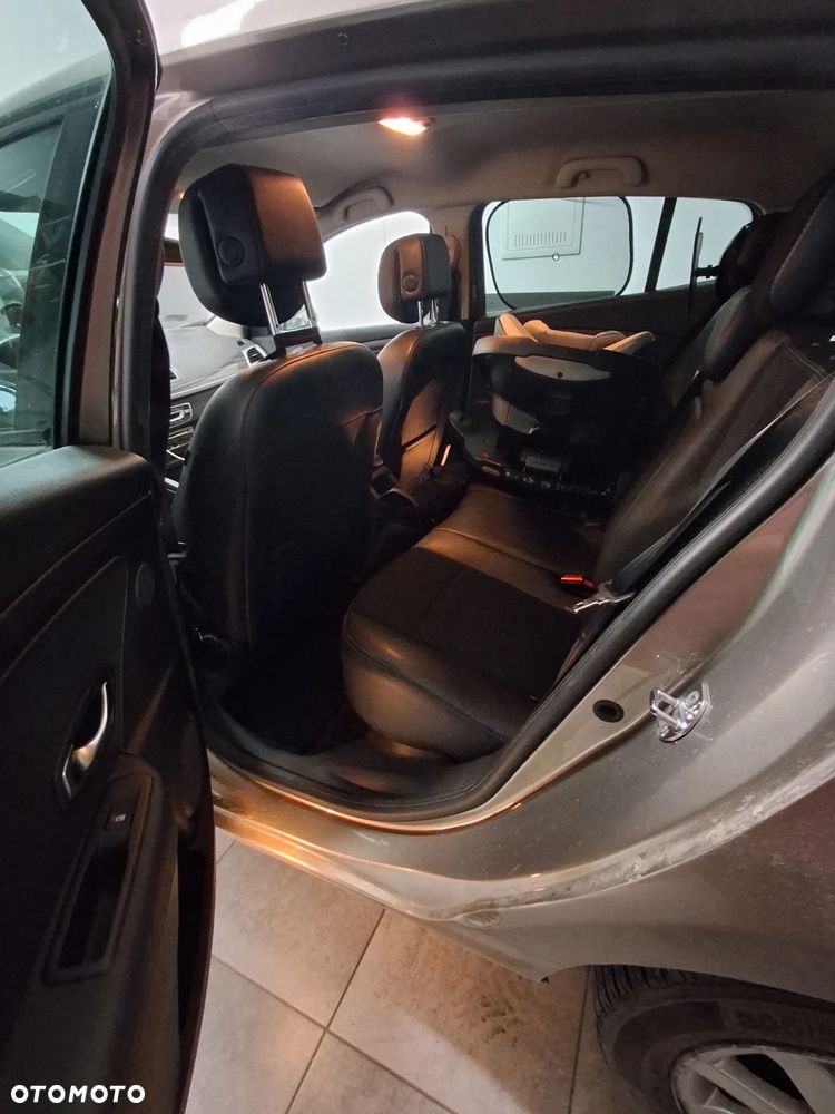 Renault Megane 1.4 16V TCE Privilege - 9