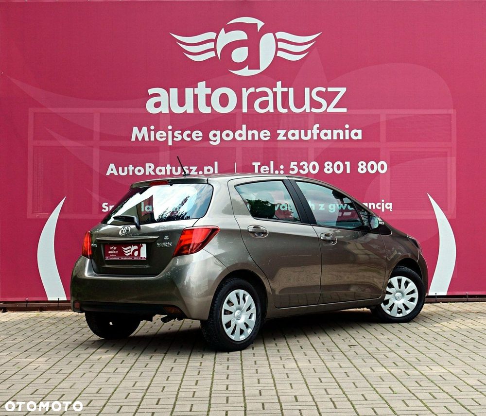 Toyota Yaris - 7