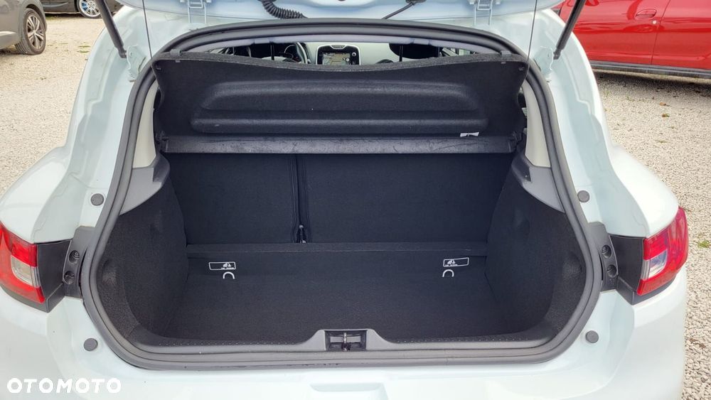 Renault Clio 0.9 TCe Limited - 15