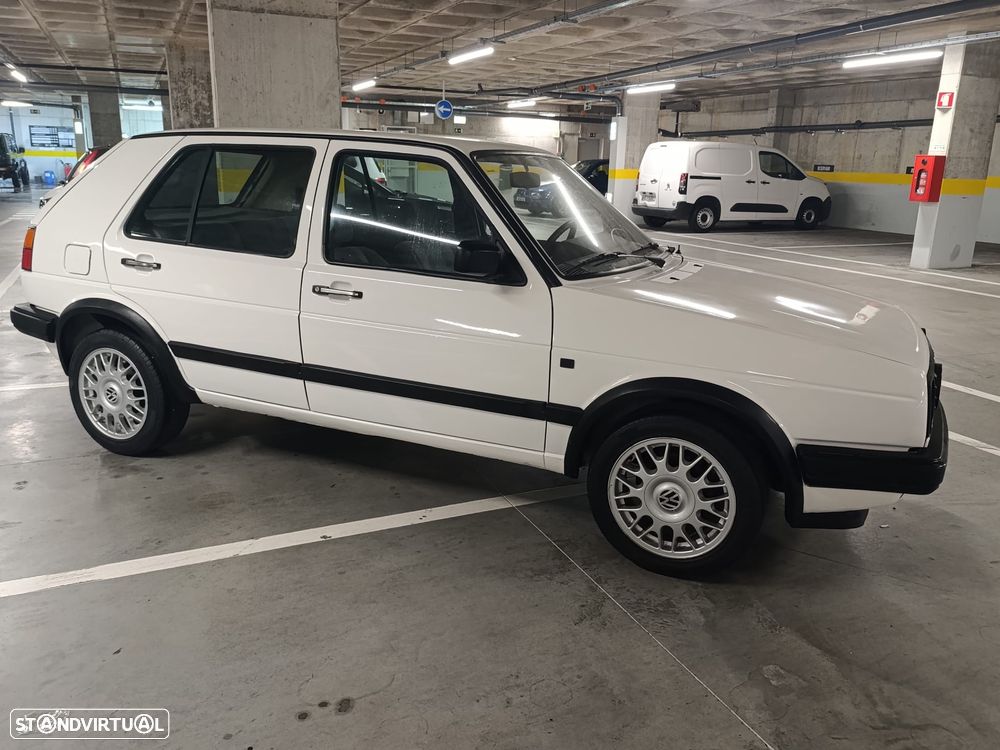 VW Golf 1.3 GL - 6