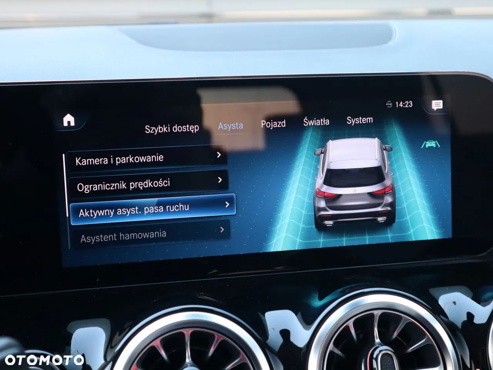 Mercedes-Benz GLA 200 d 4-Matic Progressive 8G-DCT - 28