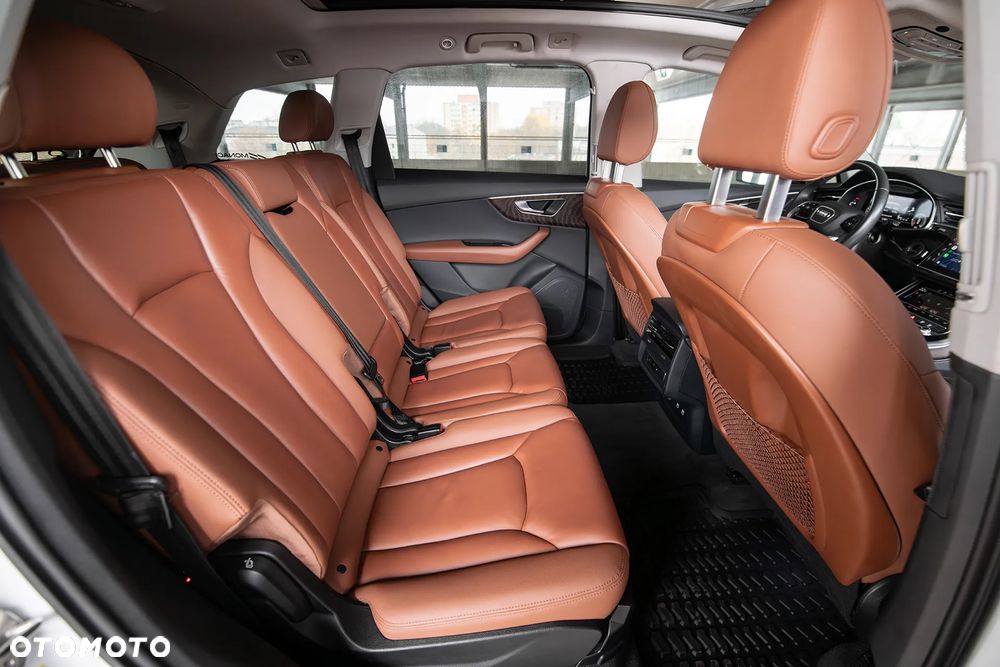Audi Q7 - 17