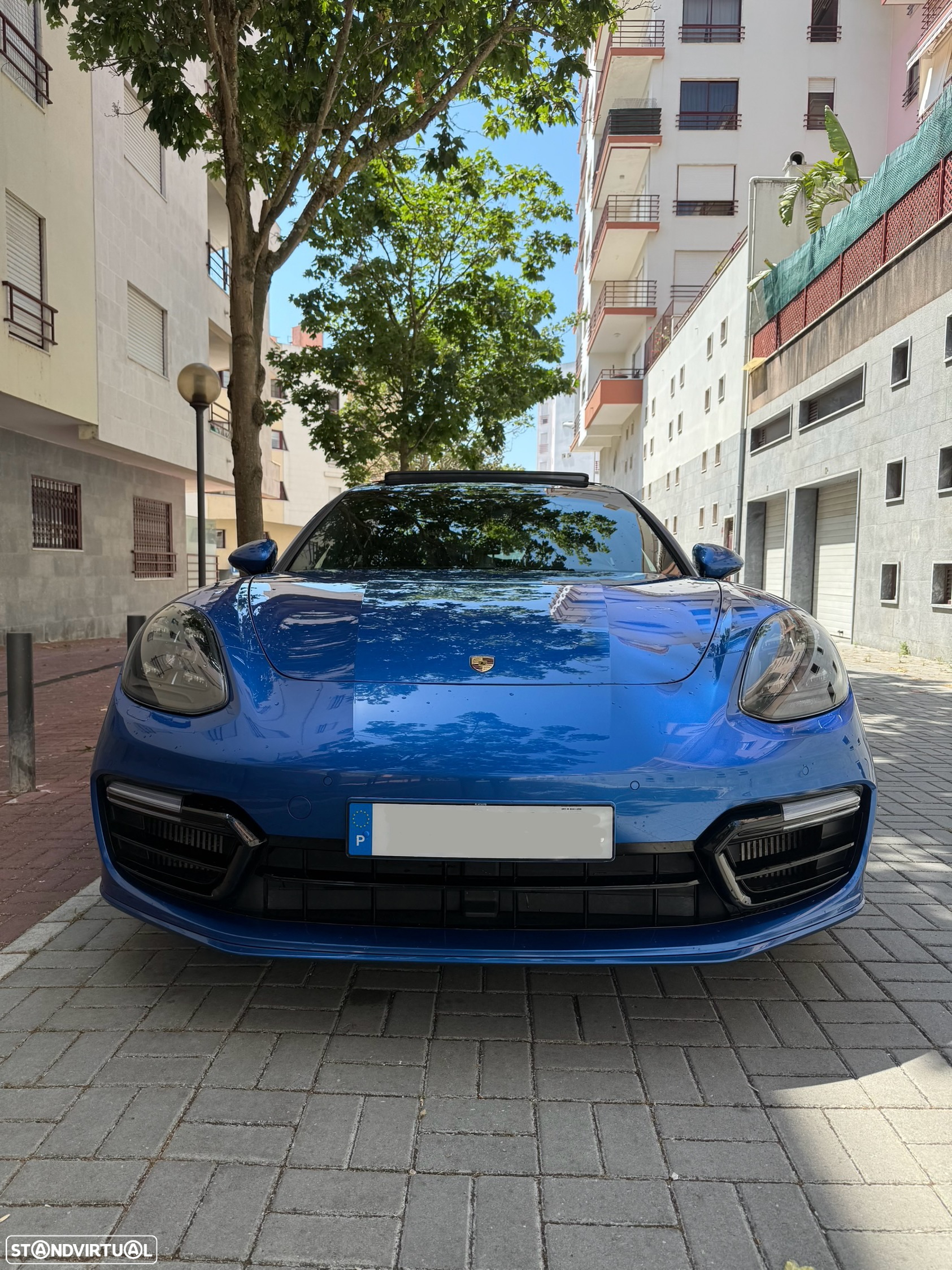 Porsche Panamera Sport Turismo 4 E-Hybrid - 2