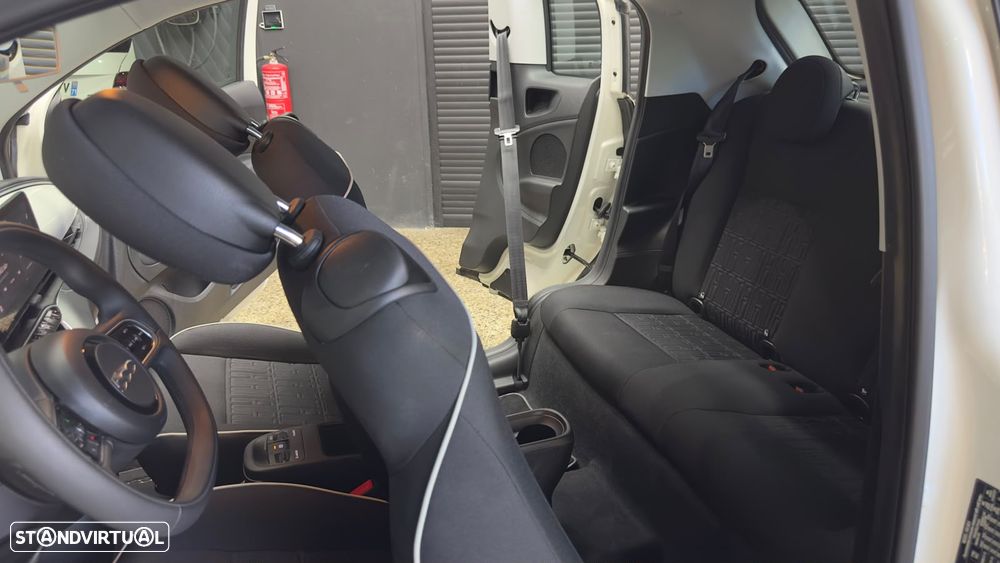 Fiat 500e 3 + 1 23,8kWh Icon - 44