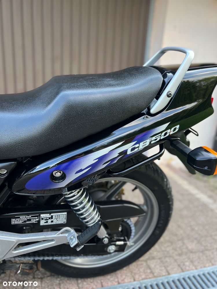 Honda CB - 23