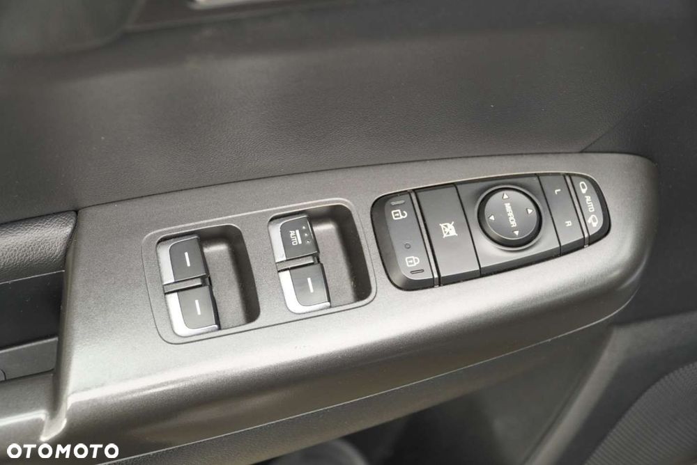 Kia Sportage - 25