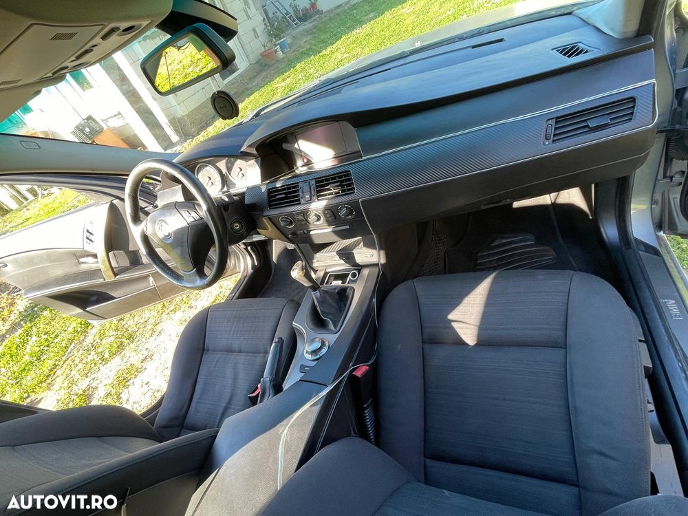 BMW i5 ver-520i - 12