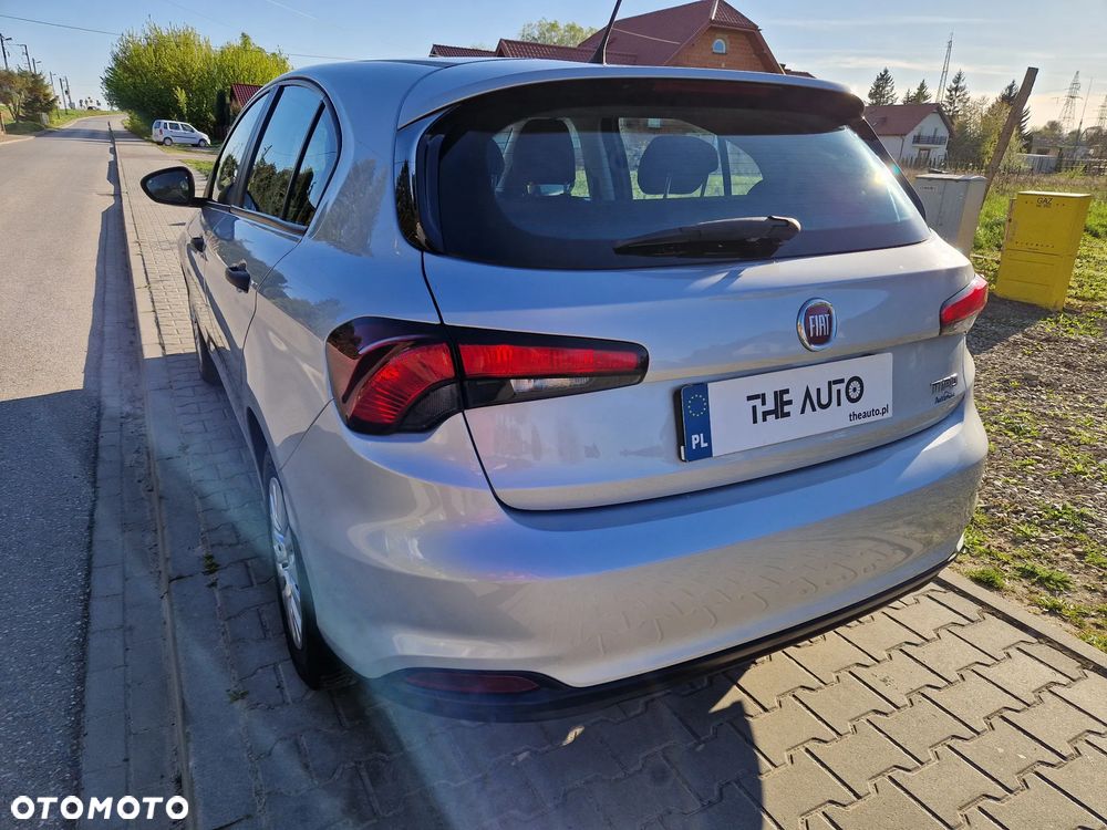 Fiat Tipo 1.4 T-Jet 16v Easy - 35