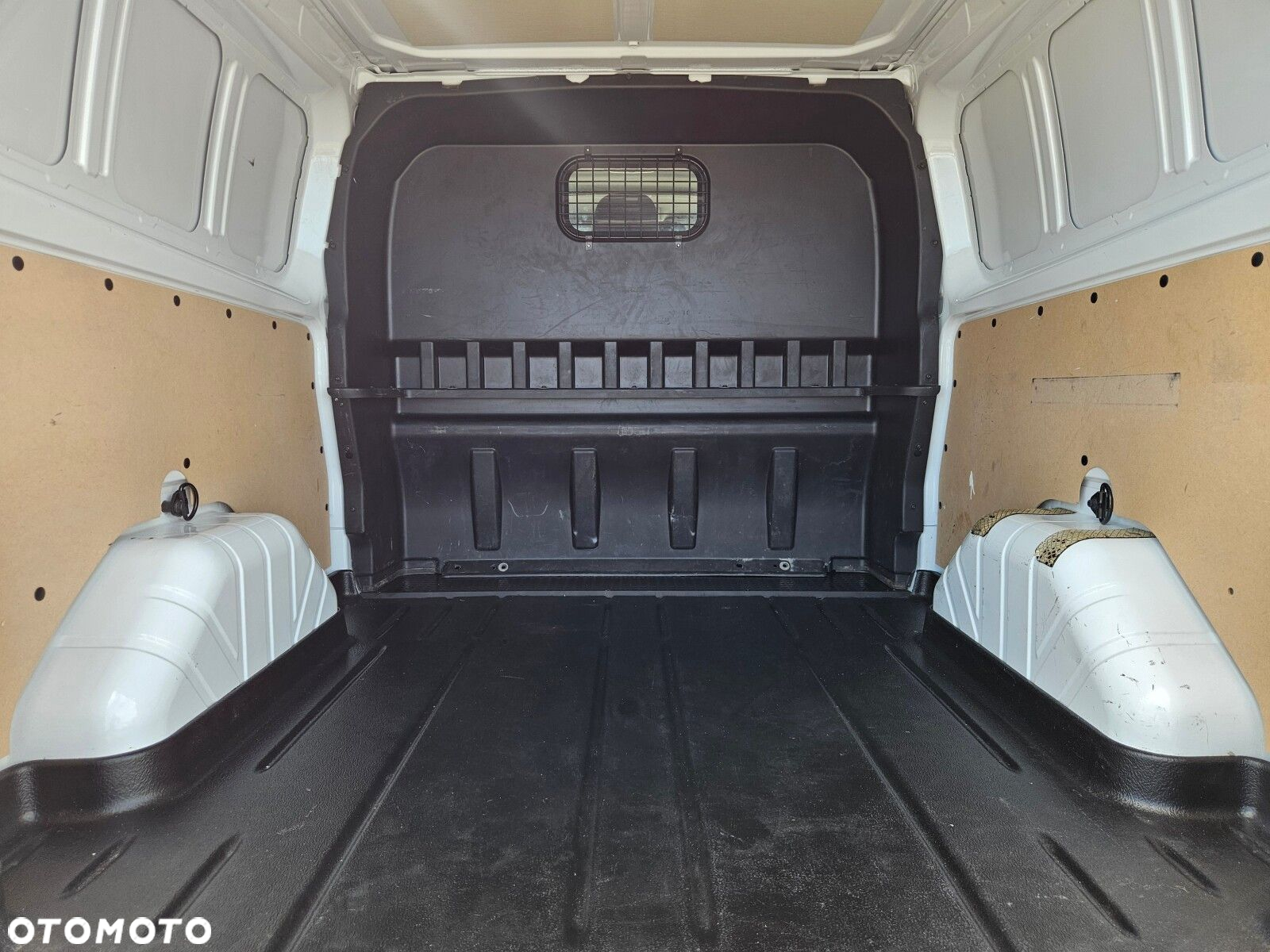 Ford transit-custom L2H1 *89900zł NETTO* Brygadówka 6 osób 2.0TdCi/170KM - 16