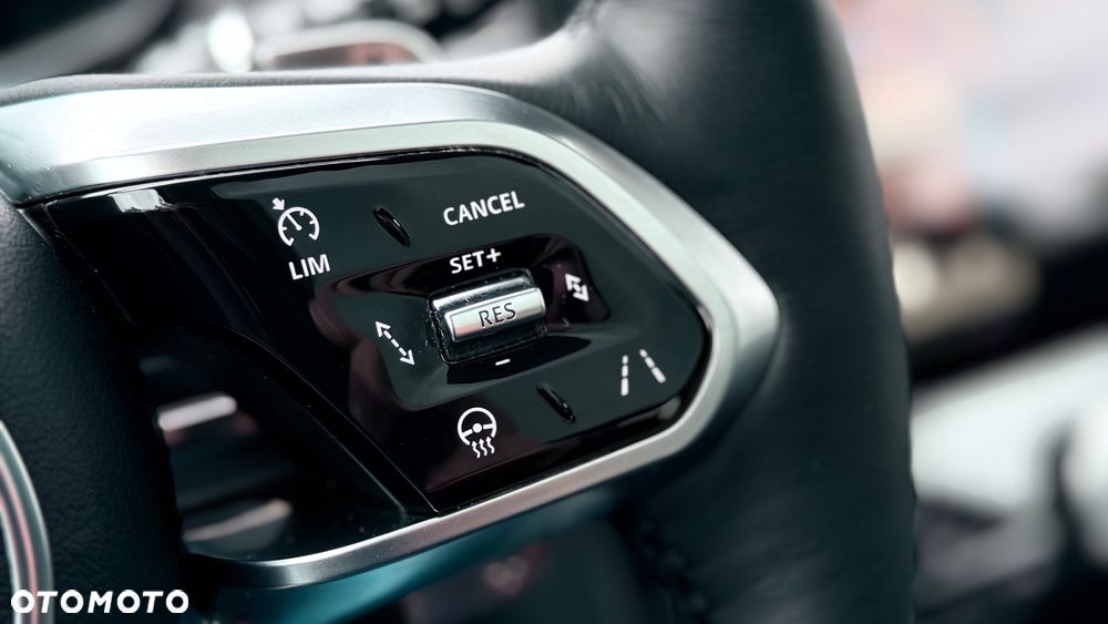 Jaguar F-Pace 2.0 D200 mHEV AWD SE - 20