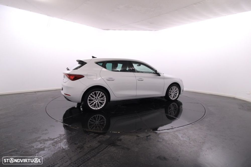 SEAT Leon 1.4 e-Hybrid Xcellence DSG - 8