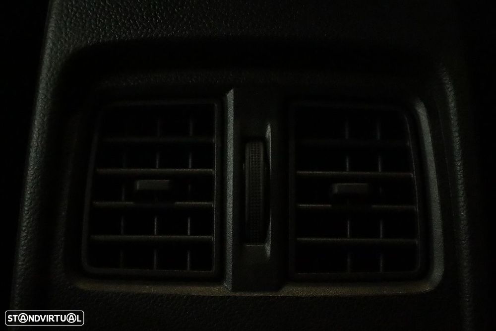 Renault Captur 1.0 TCe Techno Bi-Fuel - 25