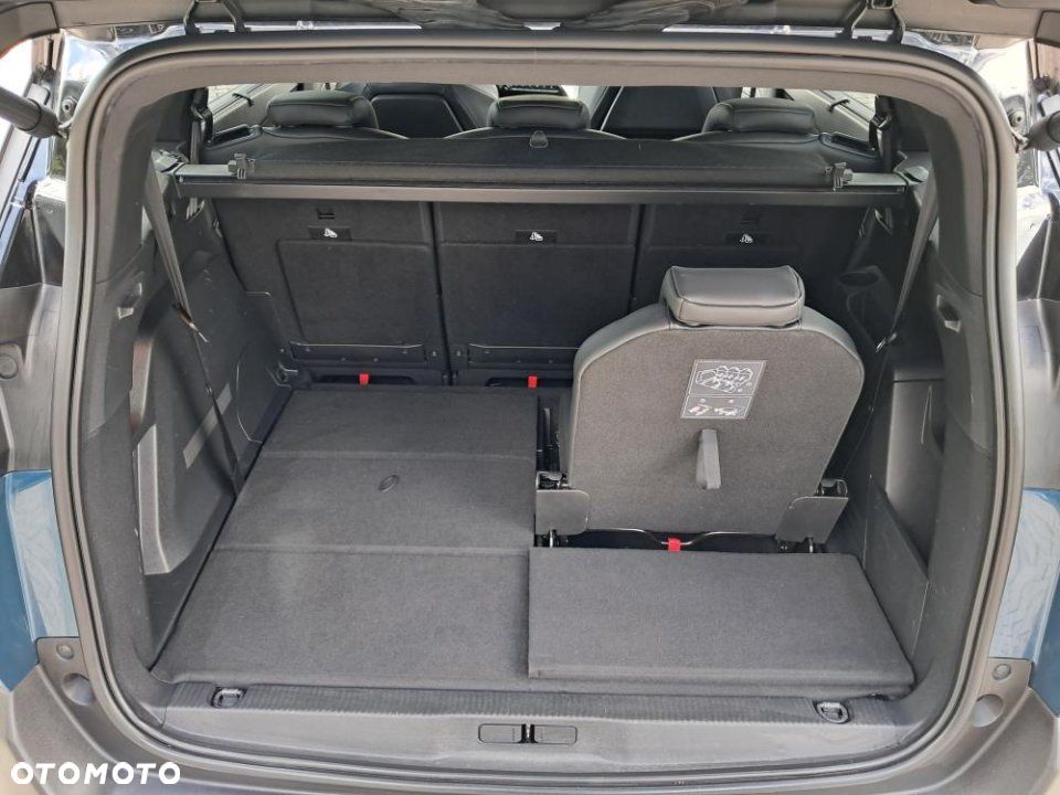 Peugeot 5008 - 13