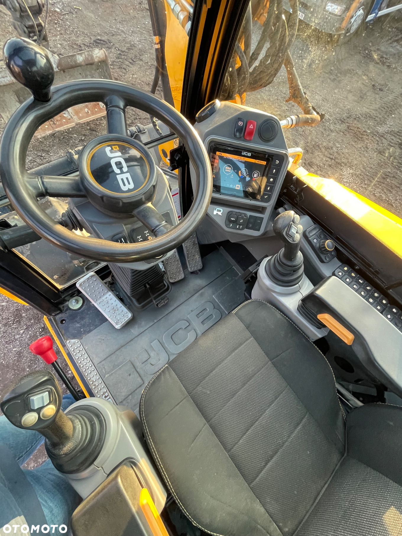 JCB HYDRADIG - 7