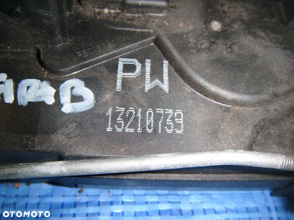 opel zafira b 05r zamek drzwi prawy tył 13210739 - 2
