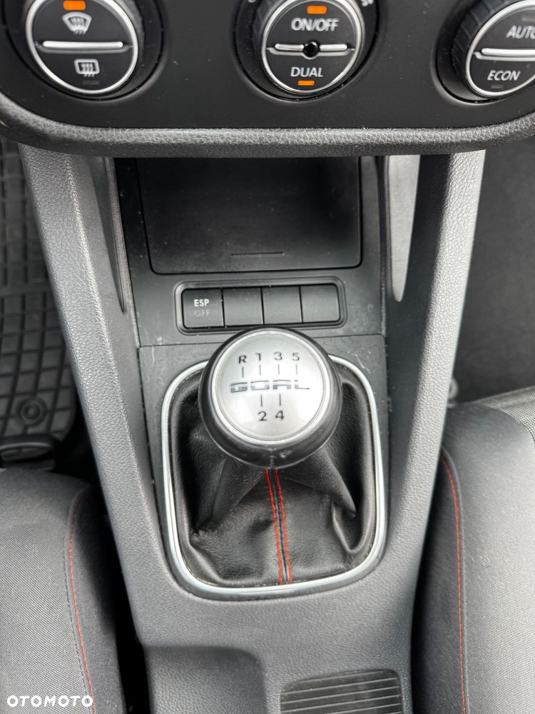 Volkswagen Golf 1.9 TDI 4Motion DPF Goal - 8