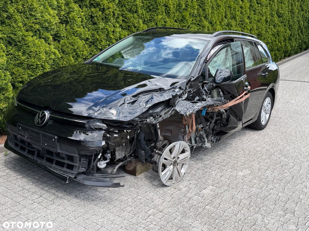 Volkswagen Golf Variant 1.5 eTSI OPF DSG Life - 12