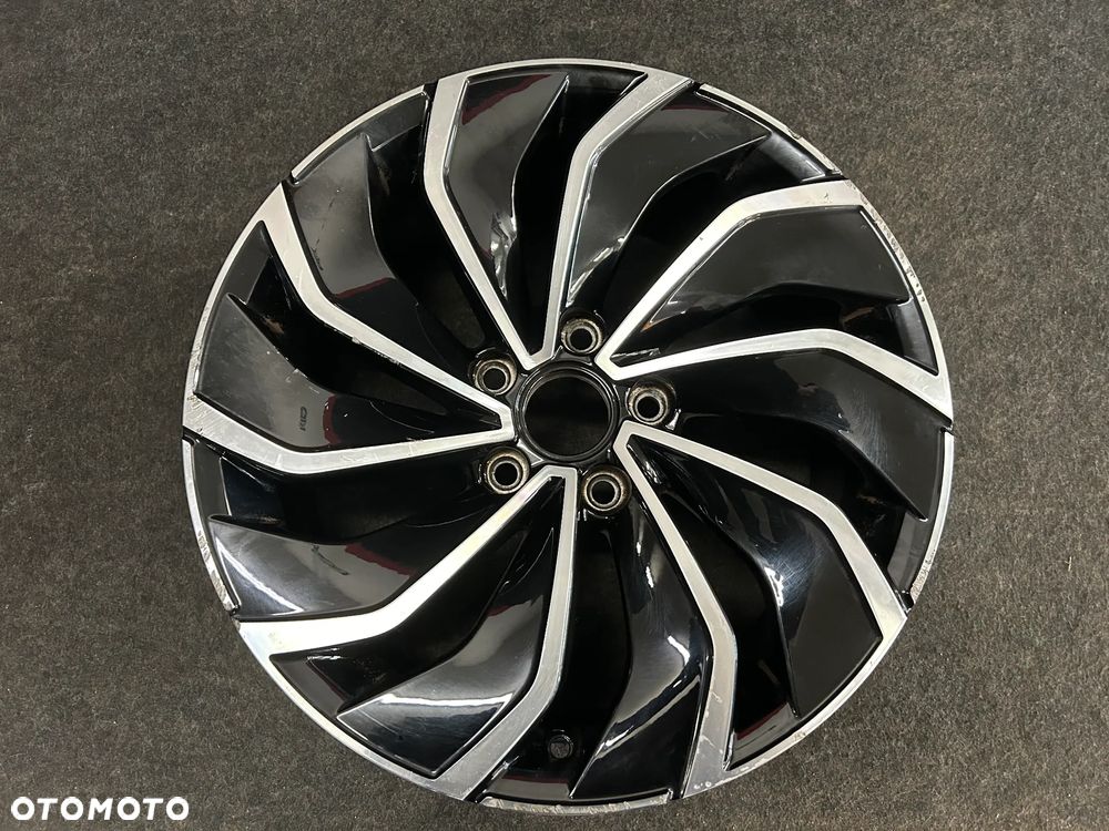 Alufelga VW Golf 8 17 cali 5x112 1szt. 5H0601025D - 1