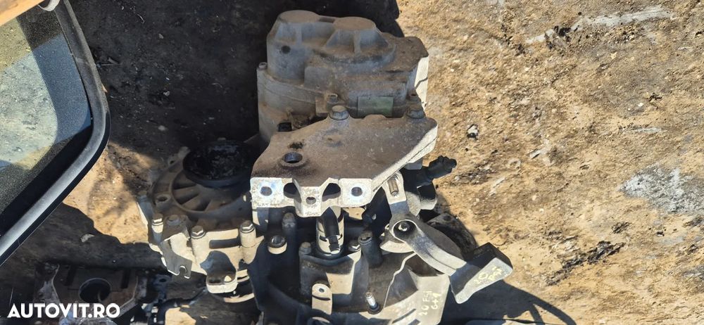 Cutie viteze manuala 2.0 fsi benzina cod GXV Seat Altea Leon  2.0fsi motor 2.0 cod BLR - 3