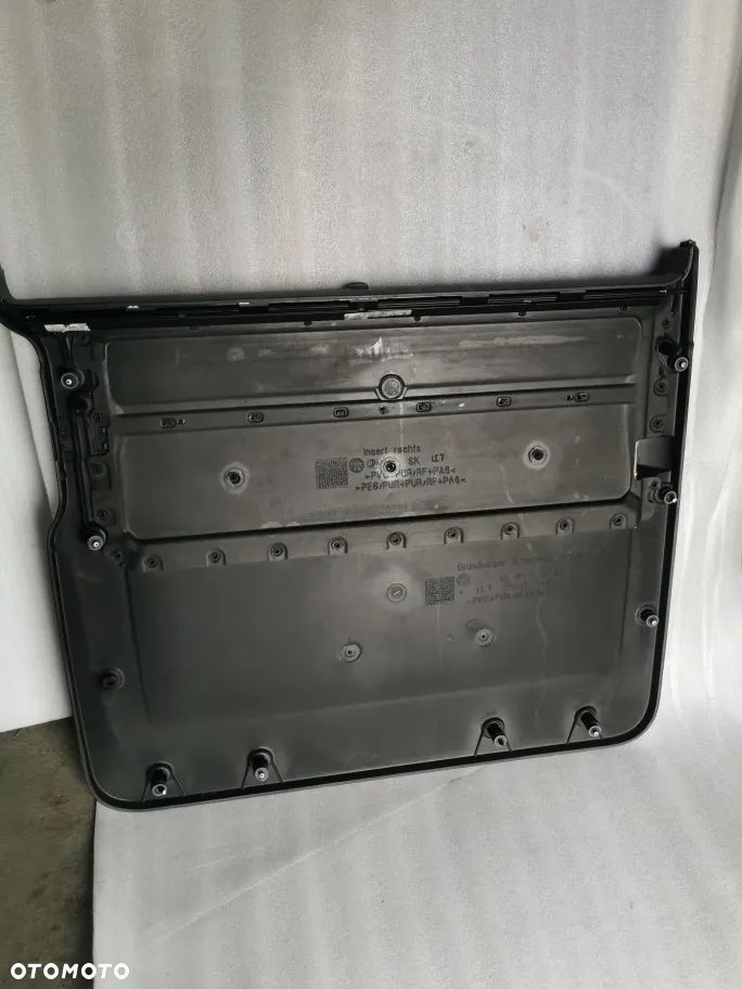 VW T5 Multivan boczek  drzwi 7H5867028 - 2