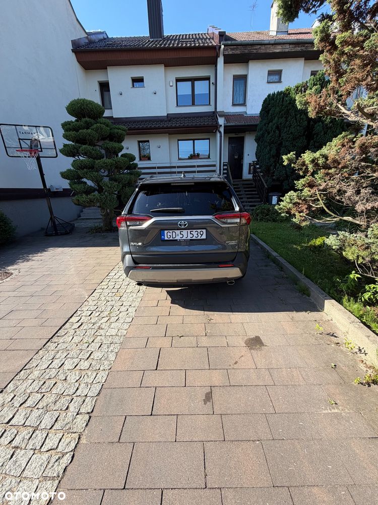 Toyota RAV4 - 4