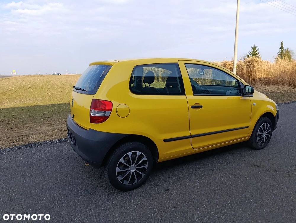 Volkswagen Fox - 11