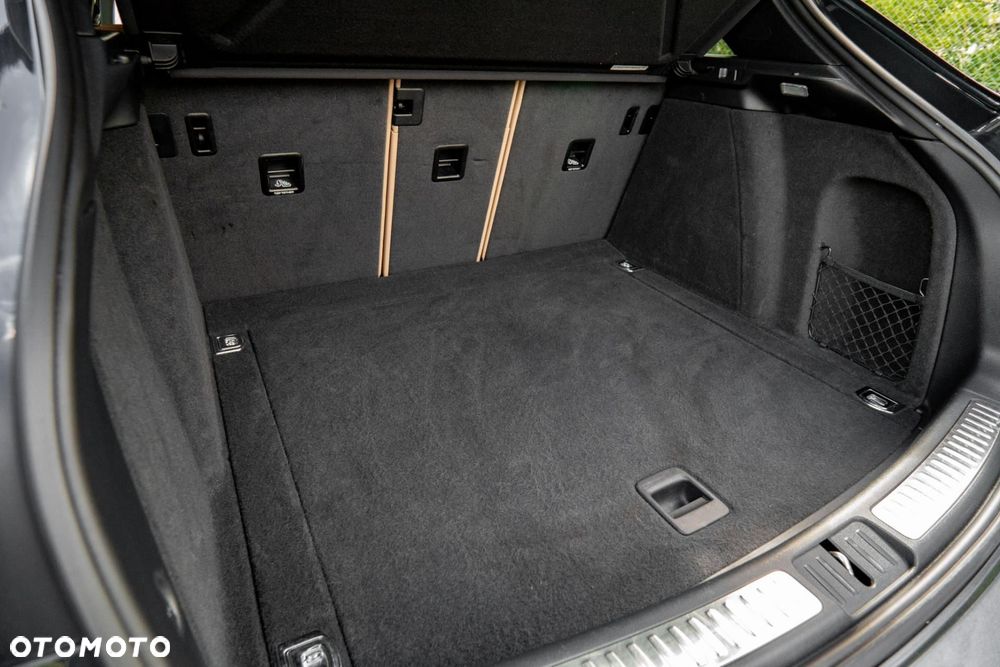 Porsche Macan Standard - 38