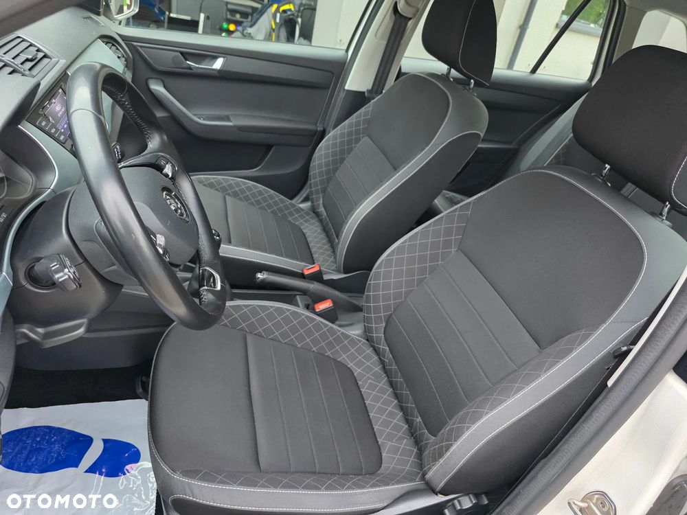 Skoda Fabia 1.0 TSI Ambition - 11