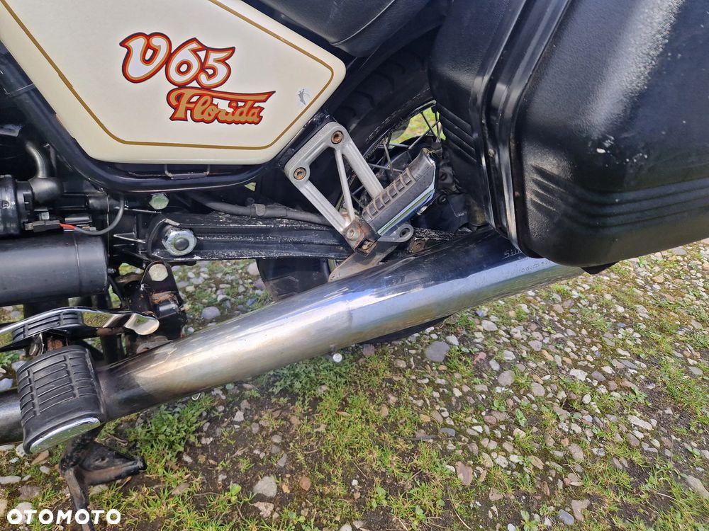 Moto Guzzi California - 24