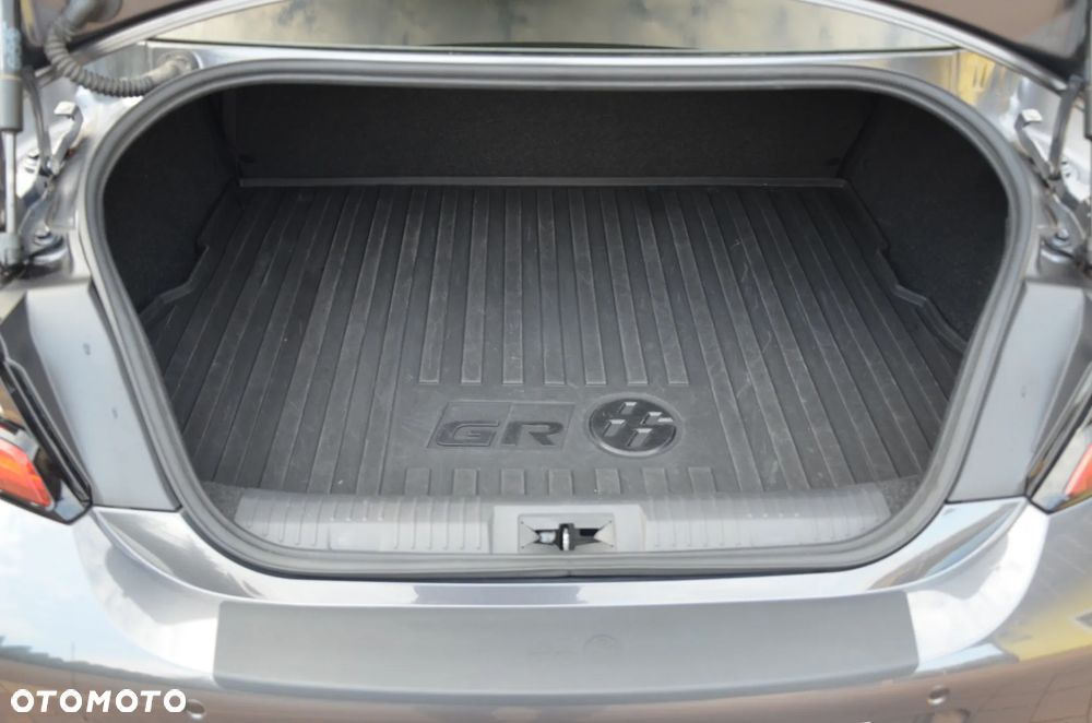 Toyota GR86 2.4 Dynamic - 37