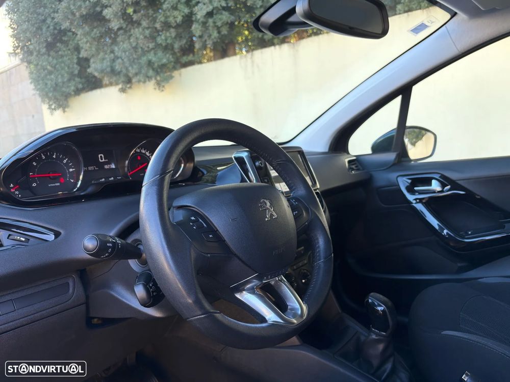 Peugeot 208 1.2 VTi Active - 16