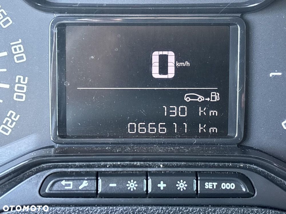 Toyota PROACE CITY - 17