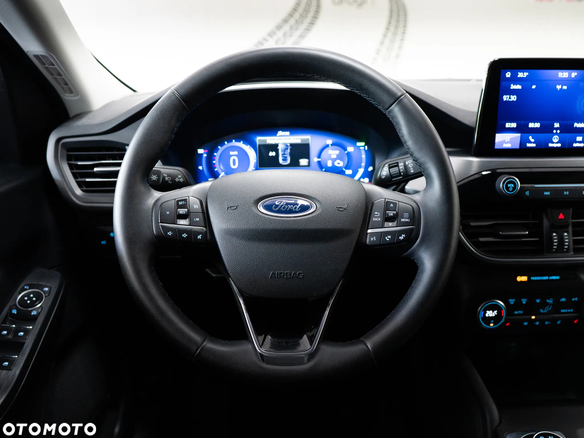 Ford Kuga 2.5 FHEV FWD Titanium X - 29