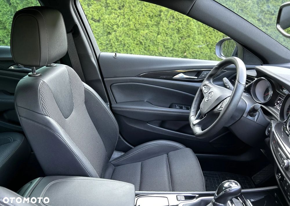 Opel Insignia 2.0 CDTI GS Line S&S - 34