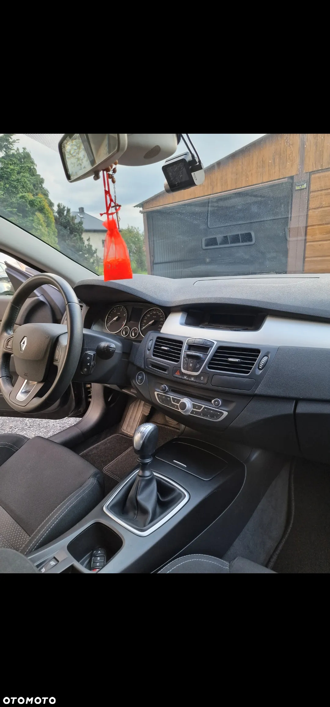 Renault Laguna Coupe dCi 150 FAP - 14