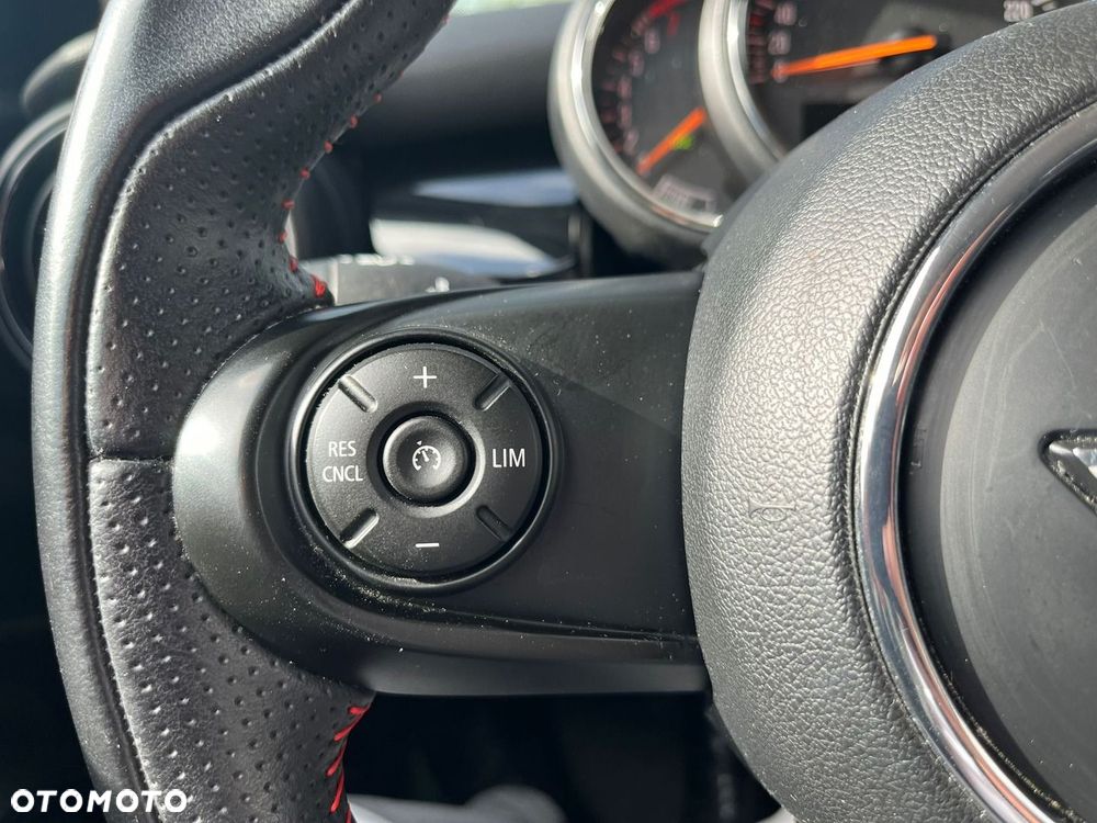 MINI Cooper - 26