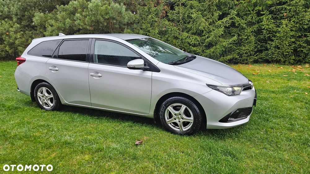 Toyota Auris 1.6 Classic Plus - 13