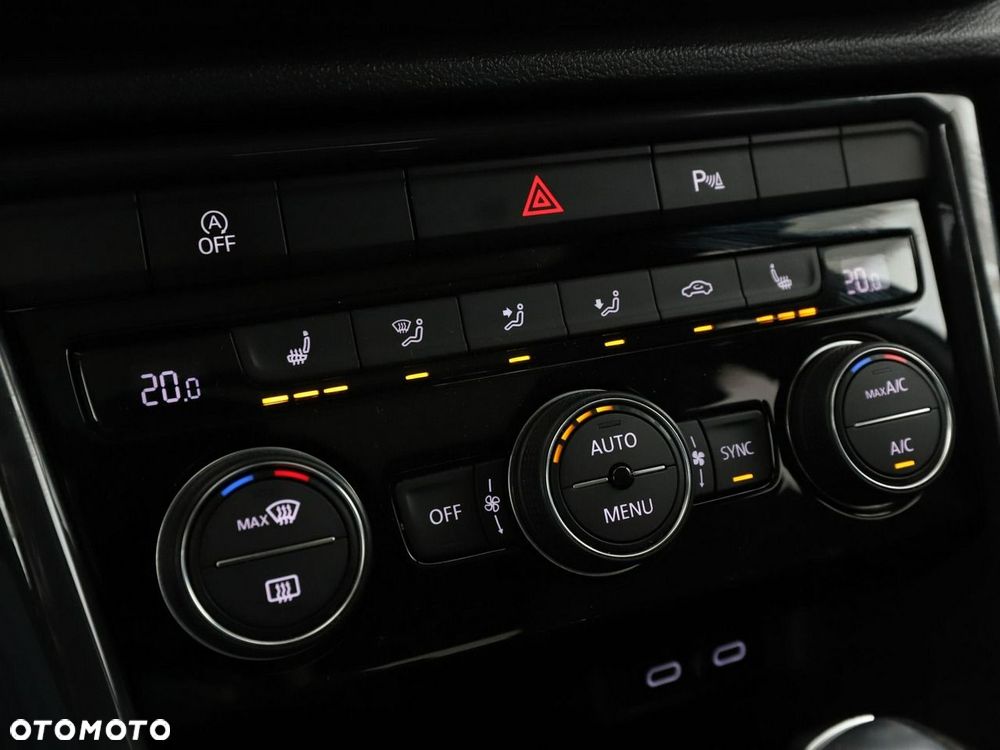 Volkswagen T-Roc 2.0 TSI 4Motion DSG Sport - 29