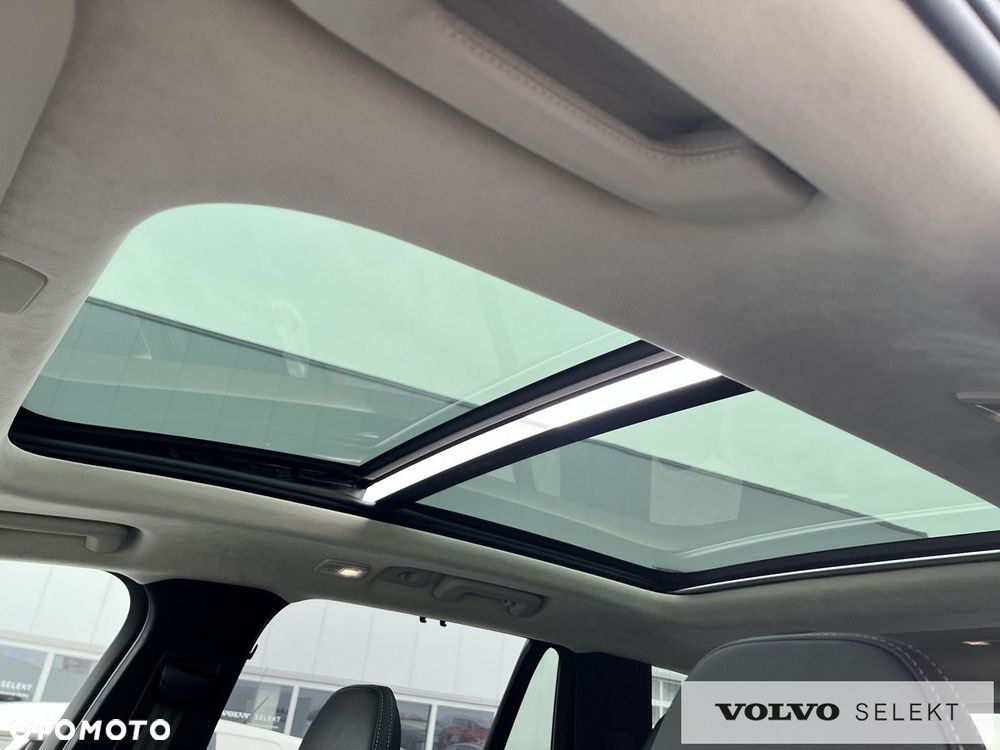 Volvo XC 90 - 33
