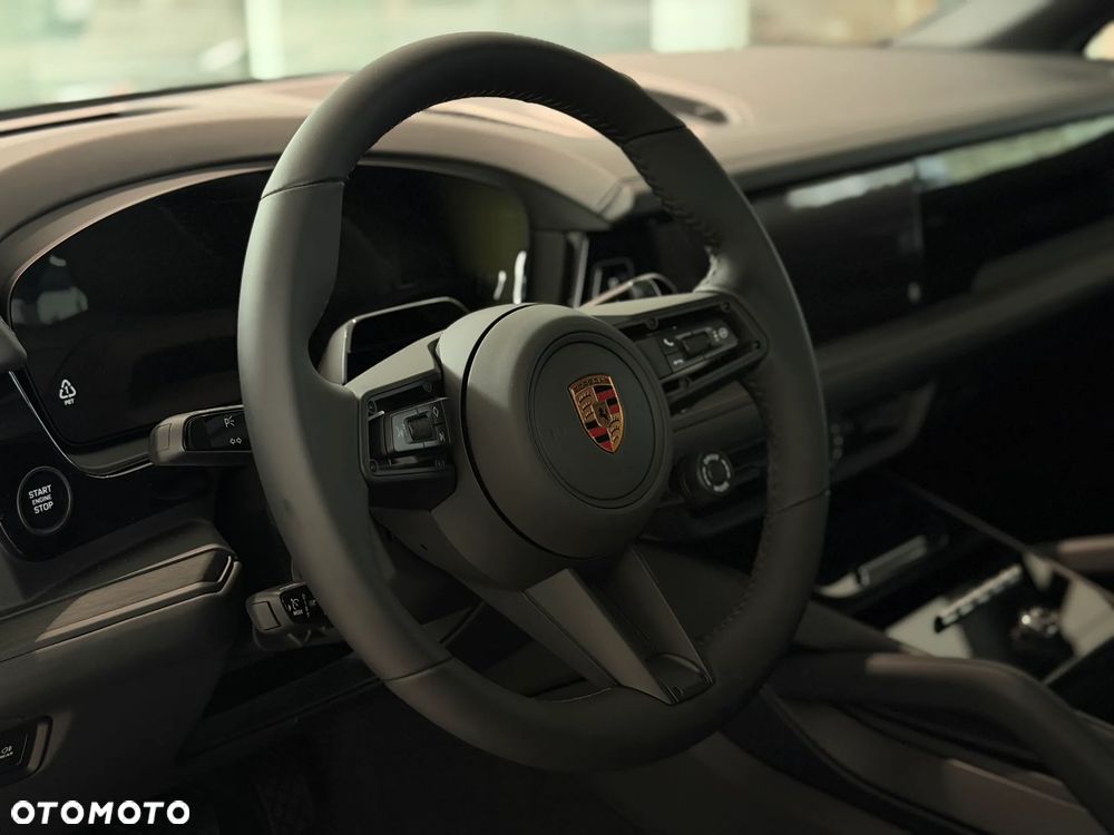 Porsche Cayenne Black Edition - 24