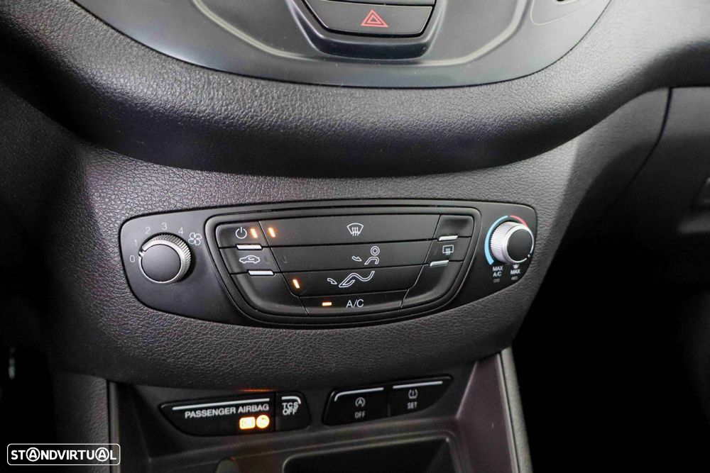 Ford Tourneo Courier 1.5 TDCi Ambiente - 23