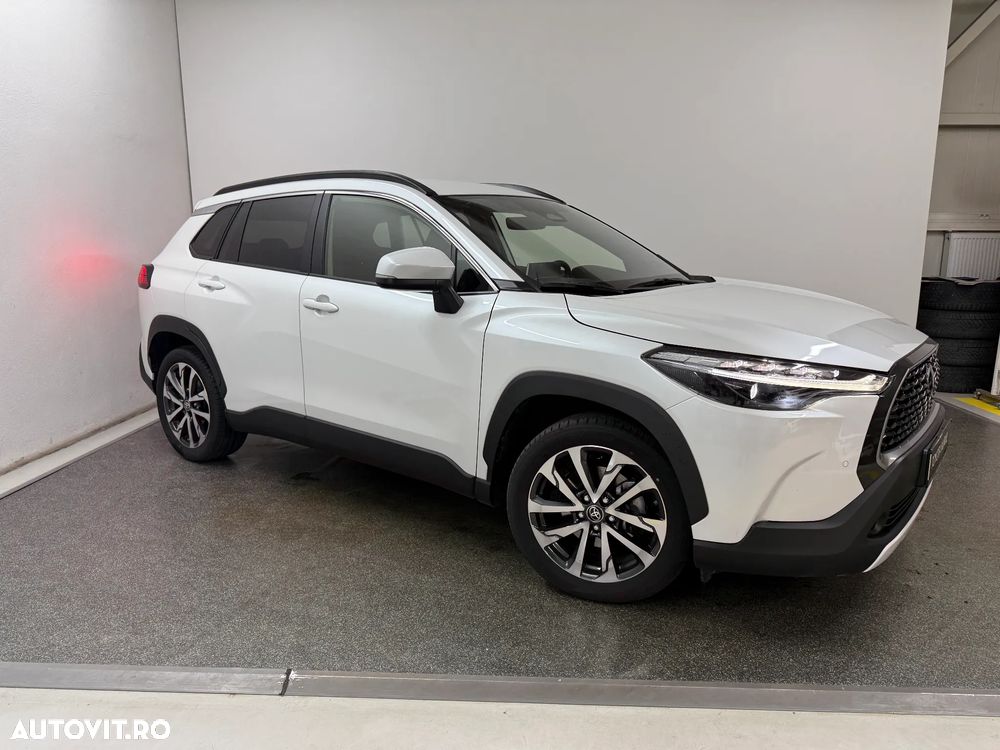 Toyota Corolla Cross - 8
