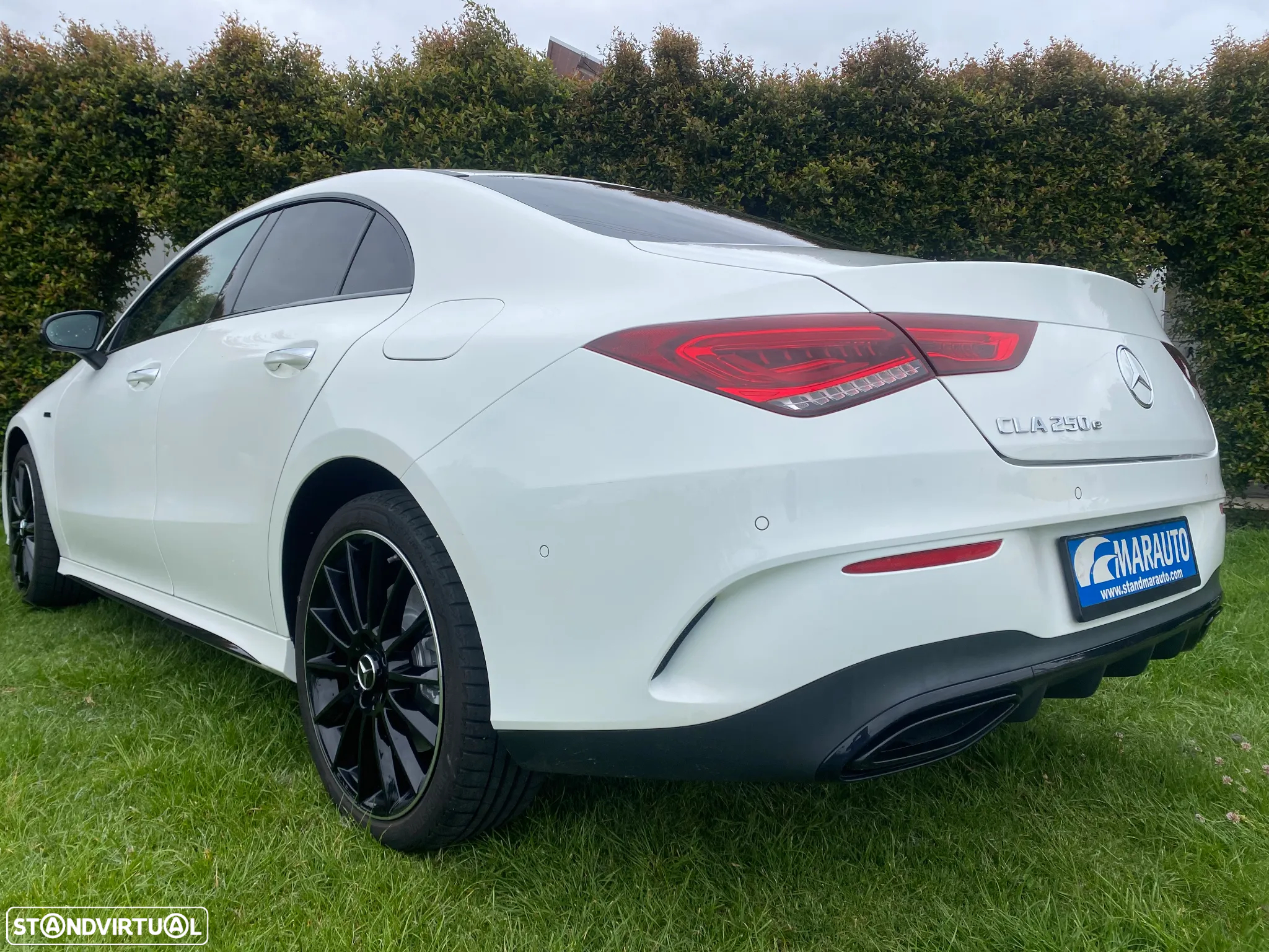 Mercedes-Benz CLA 250 e AMG Line - 8