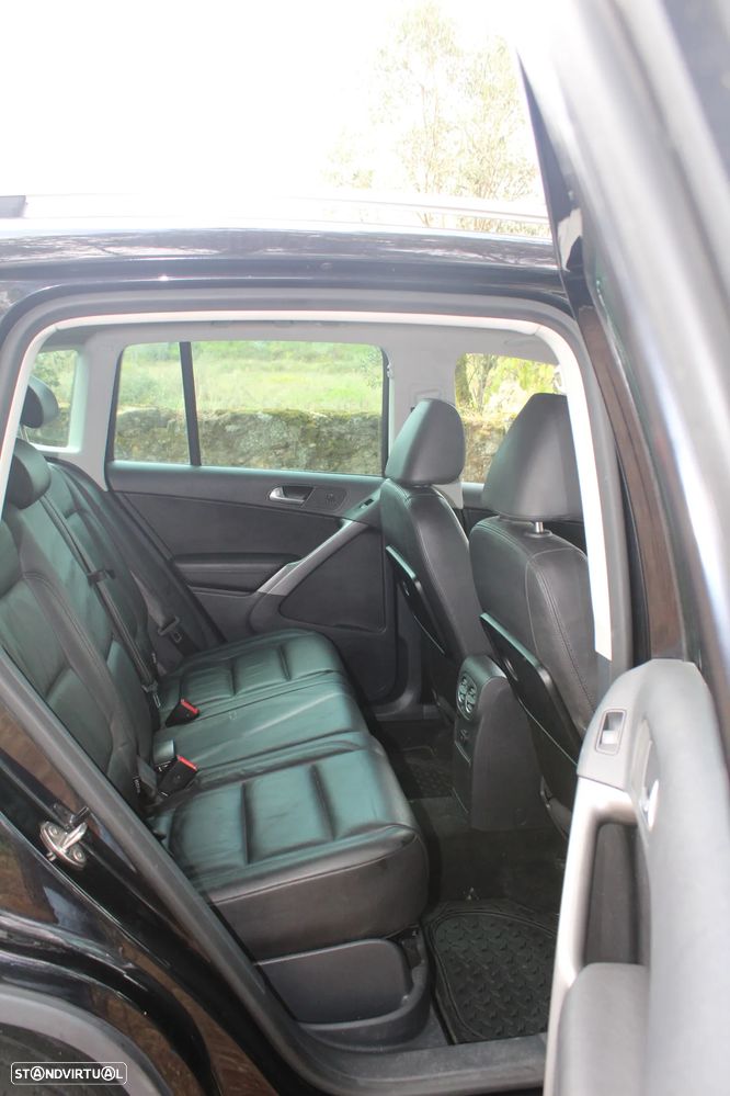 VW Tiguan 2.0 TDI Sport 4Motion - 9