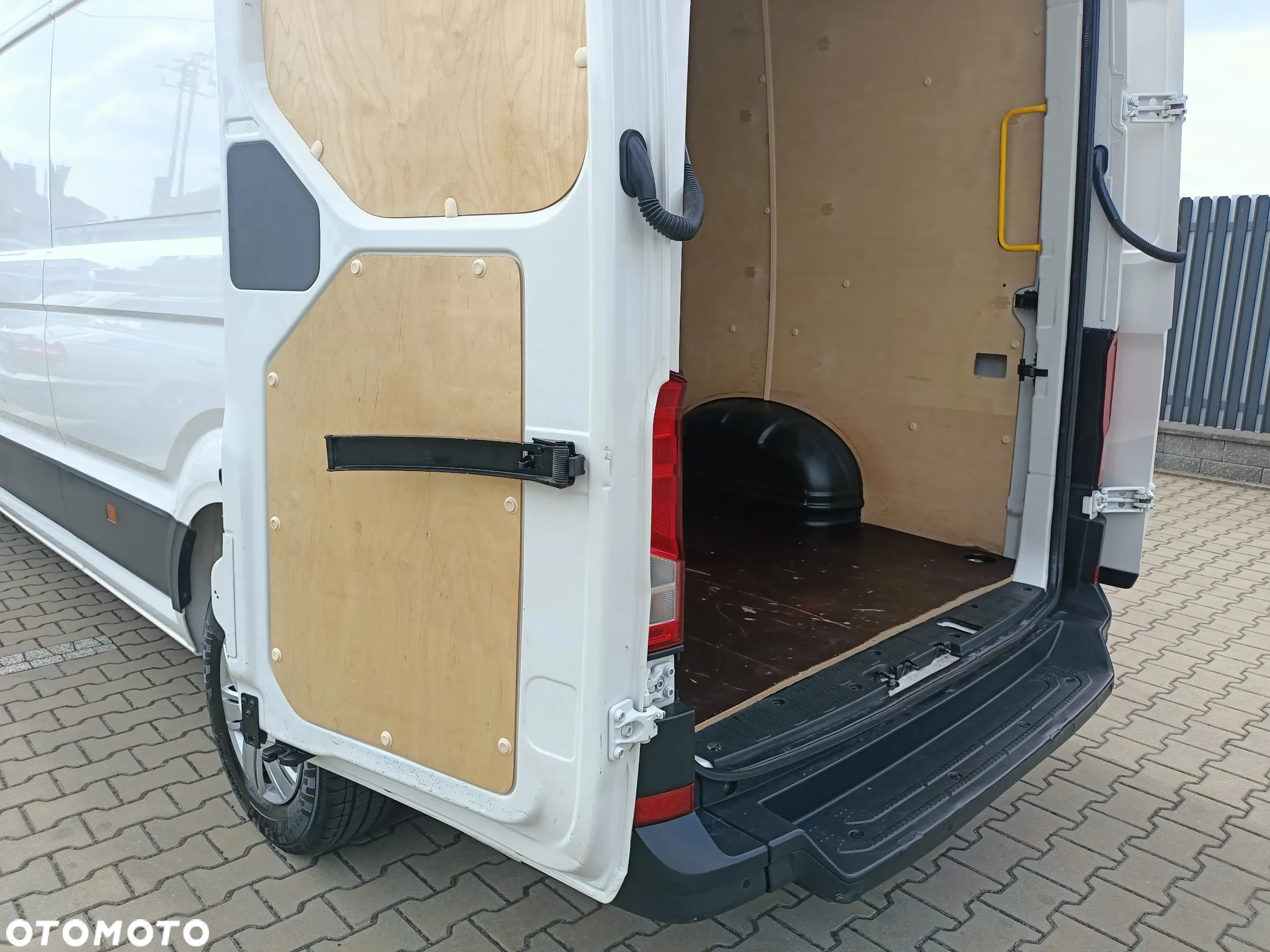 Volkswagen CRAFTER 2.0 TDI 140KM L4H2 - 39